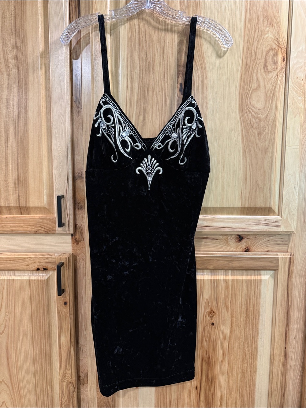 Vintage Natori Women’s L Black Velvet Slip Dress Silver Embellishment/Embroidery